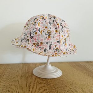 Chapeau - Fleurs roses et grises - Uni rose